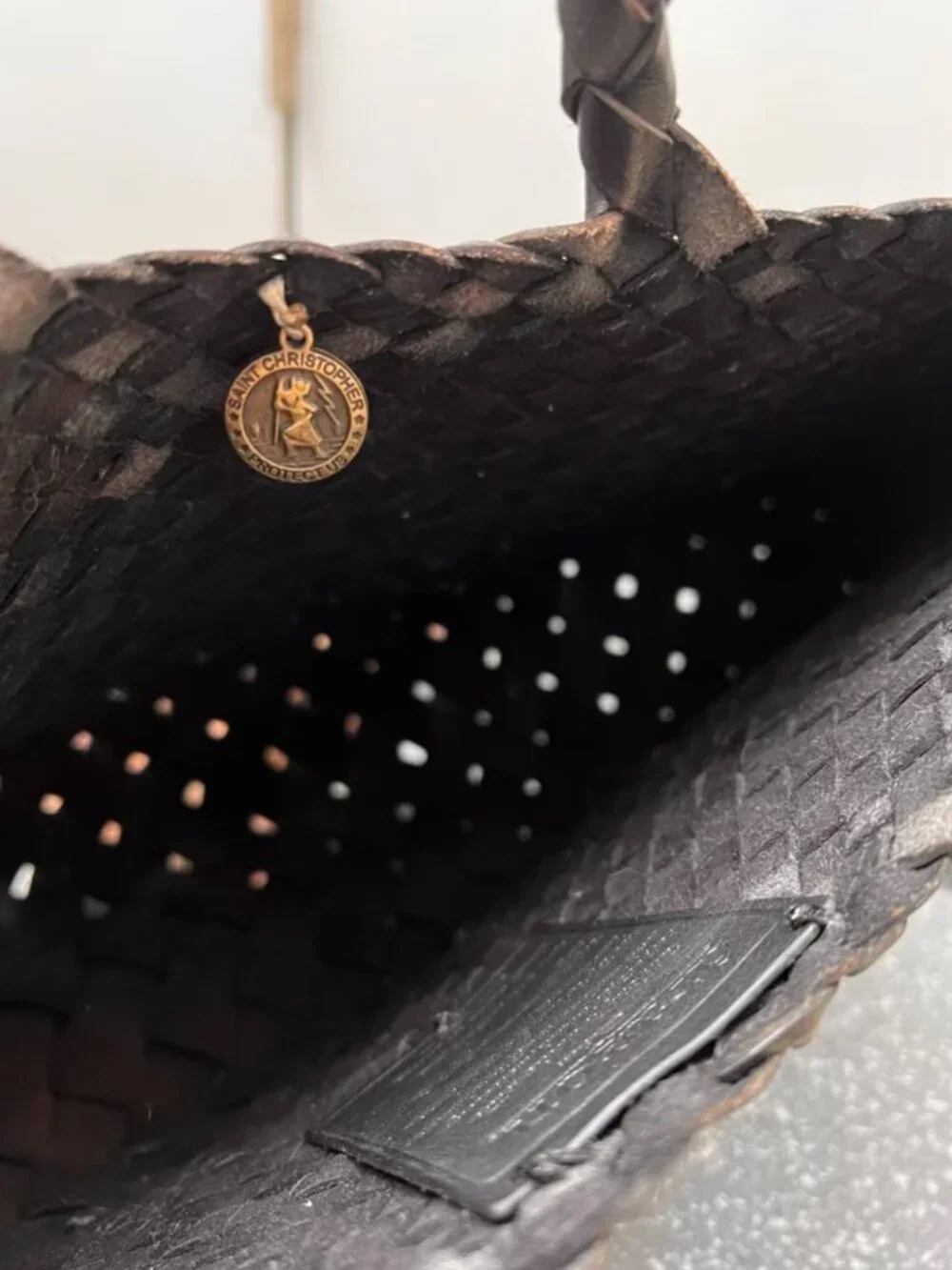 Dragon Diffusion Black Woven Bag - Picture 2 of 6